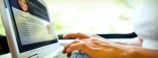 Falsi professionisti del web