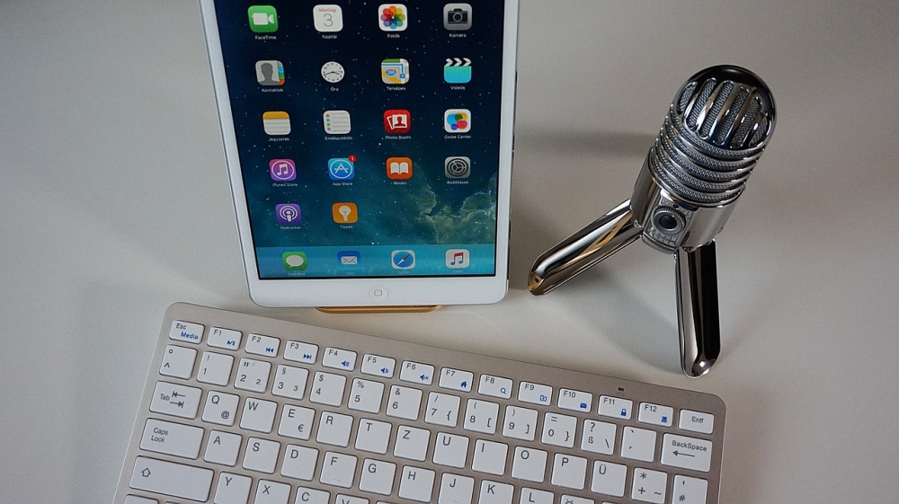 Podcast e Play by Chat